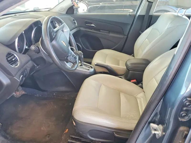2012 CHEVROLET CRUZE LT  