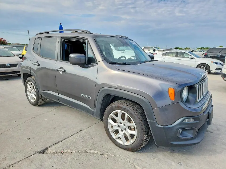 2018 JEEP RENEGADE LATITUDE  