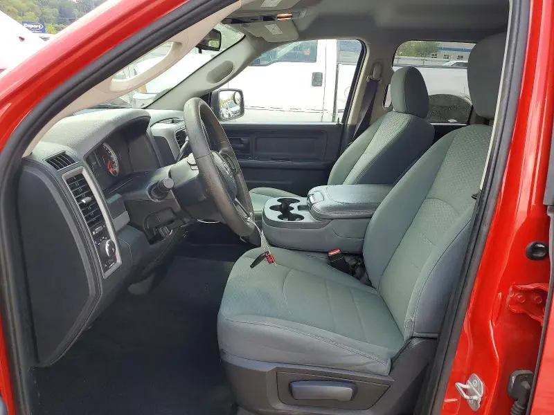 2015 RAM 1500 ST  