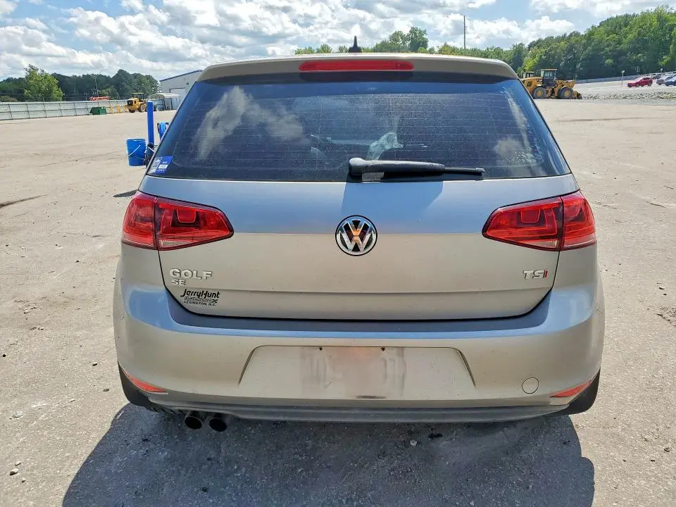 2016 VOLKSWAGEN GOLF S/SE  