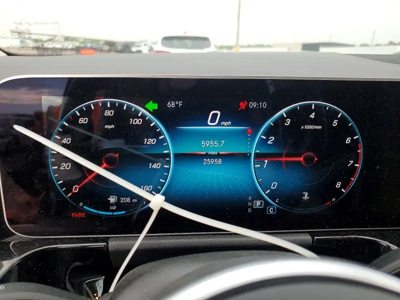 2021 MERCEDES-BENZ GLA 250  