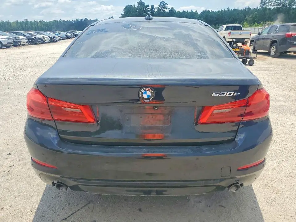 2018 BMW 530E   