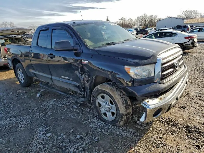 2011 TOYOTA TUNDRA DOUBLE CAB SR5  