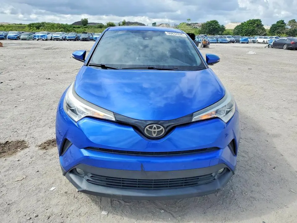 2018 TOYOTA C-HR XLE PREMIUM  