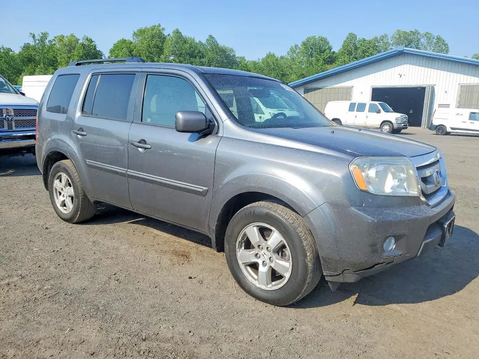 2011 HONDA PILOT EXL  