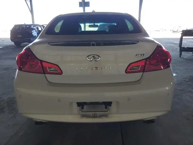 2013 INFINITI G37 BASE  