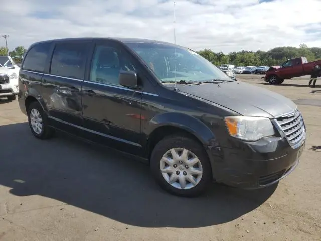 2010 CHRYSLER TOWN & COUNTRY LX  