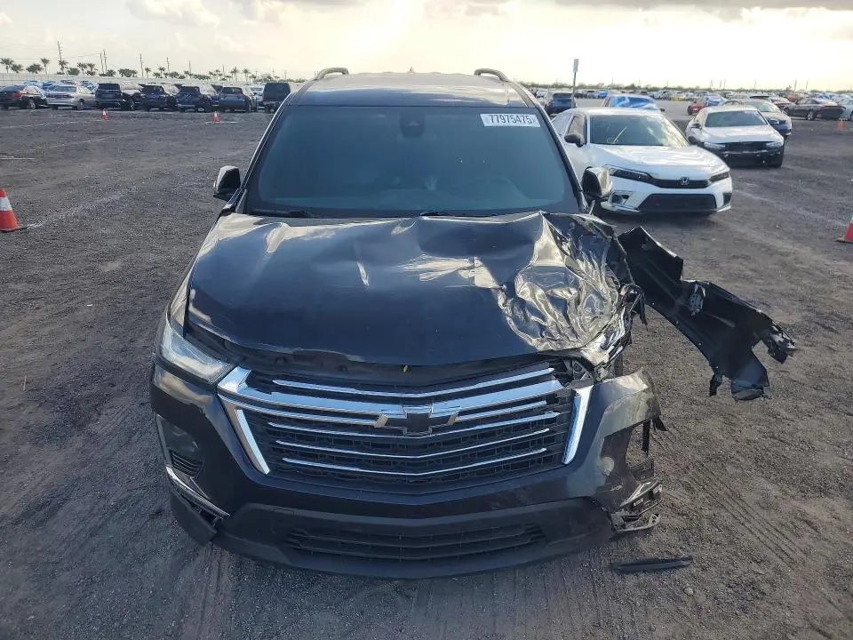 2022 CHEVROLET TRAVERSE LT  