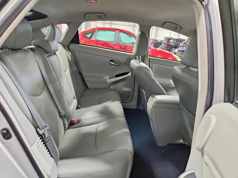 2015 TOYOTA PRIUS FOUR  