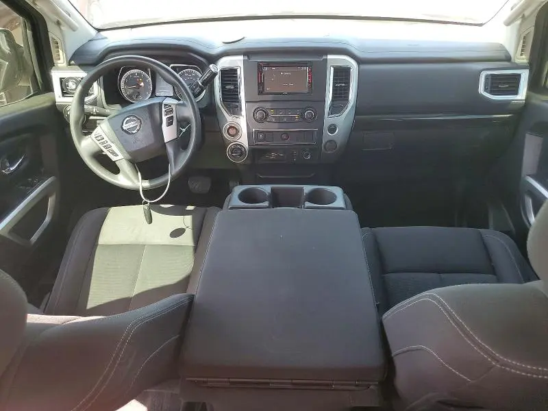 2017 NISSAN TITAN S  