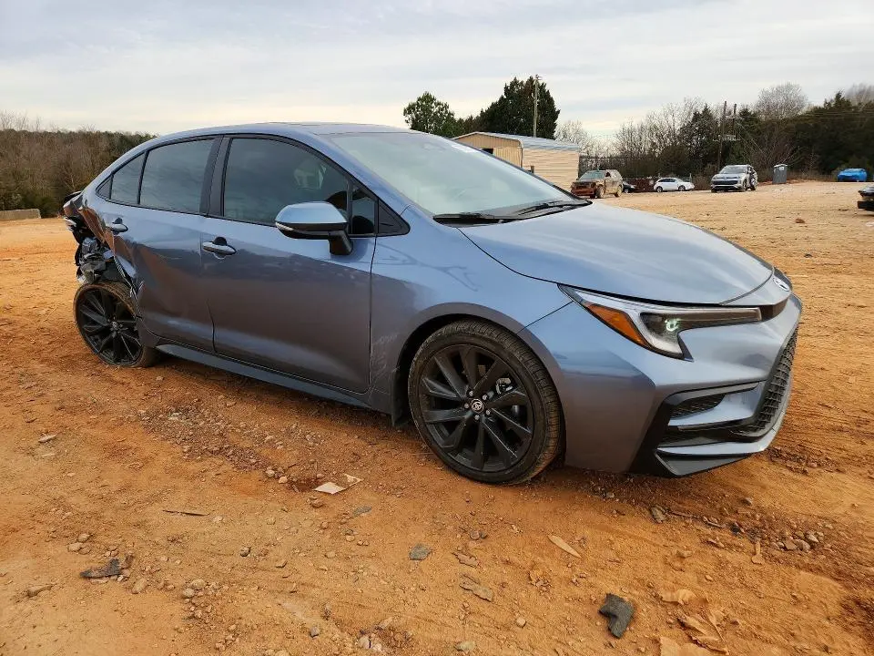 2025 TOYOTA COROLLA XSE  