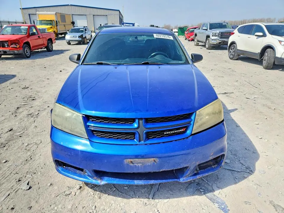 2013 DODGE AVENGER SE  