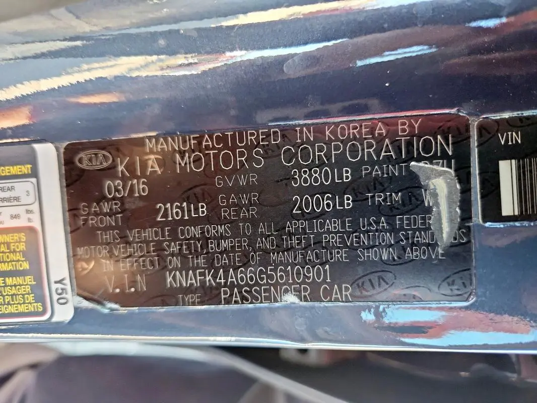 2016 KIA FORTE LX  