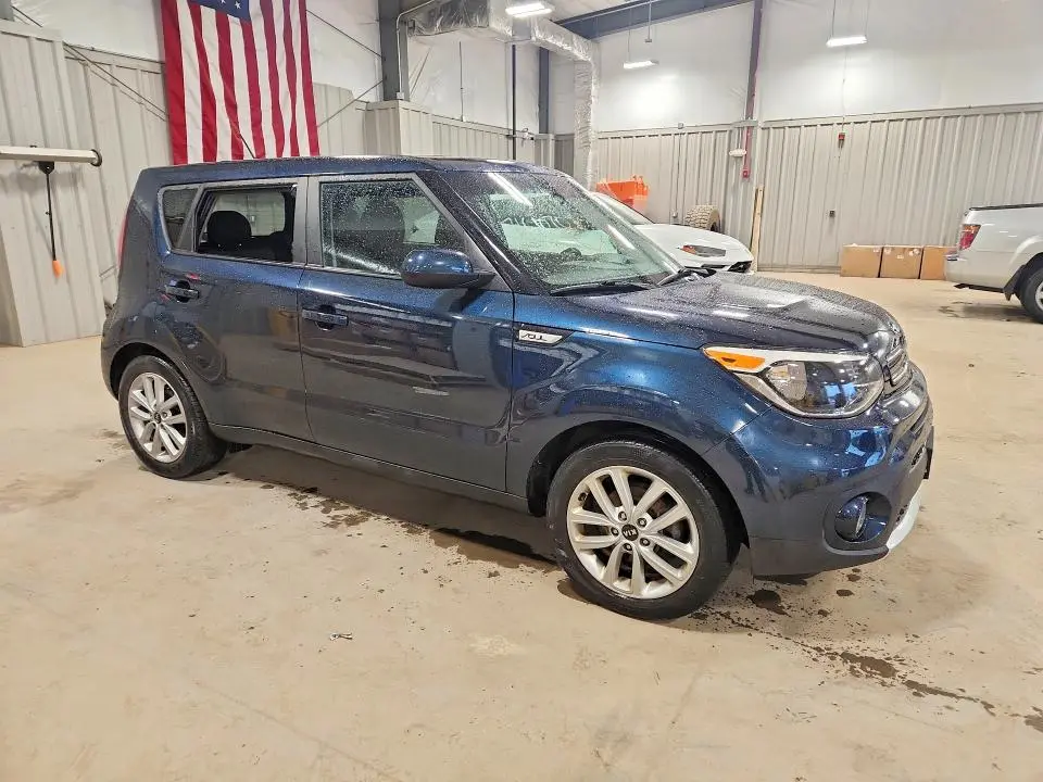 2017 KIA SOUL +  