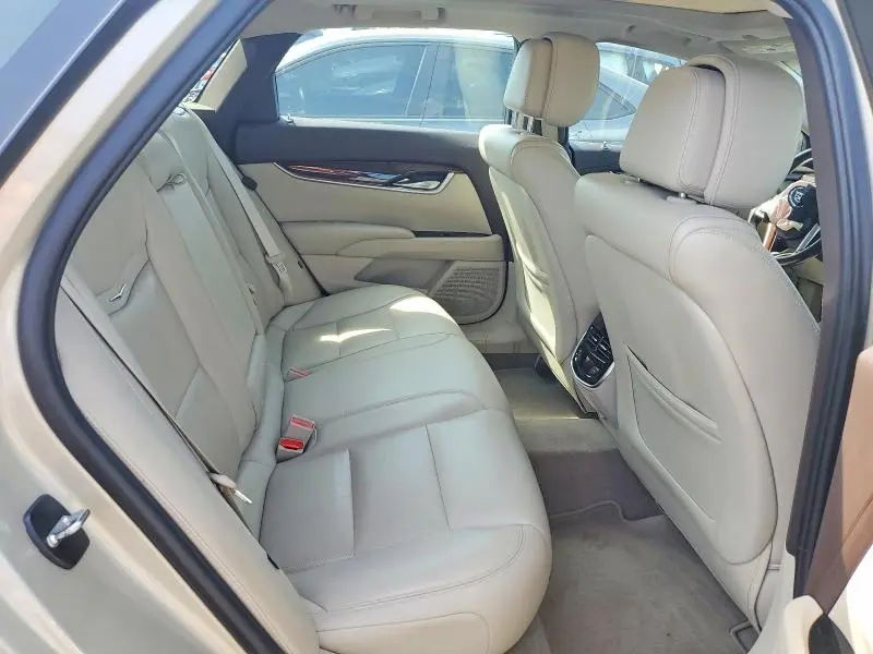 2013 CADILLAC XTS LUXURY COLLECTION  