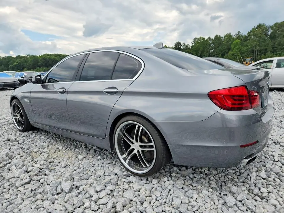 2012 BMW 550 XI  