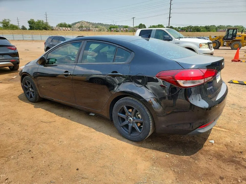2018 KIA FORTE LX  