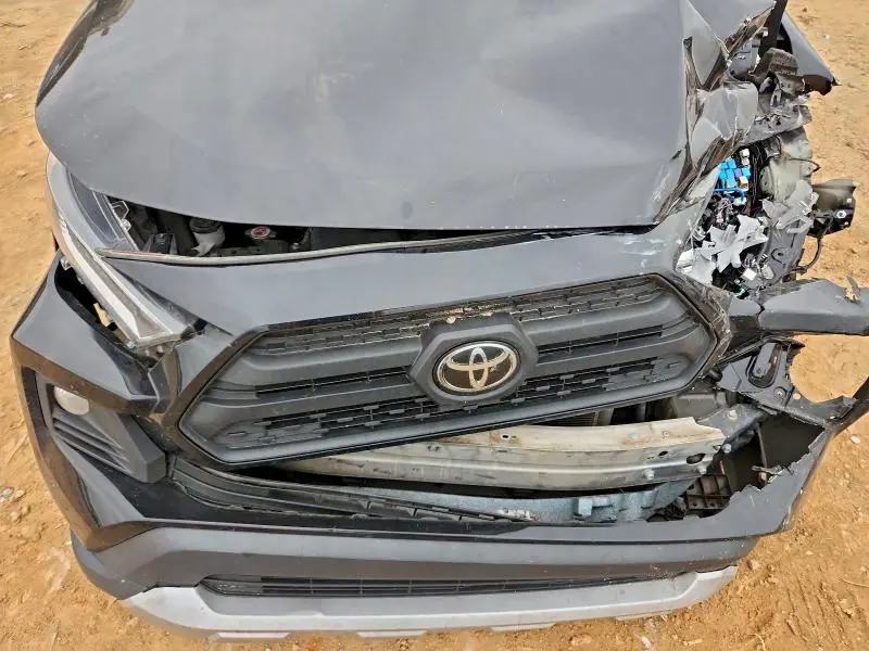 2020 TOYOTA RAV4 ADVENTURE  