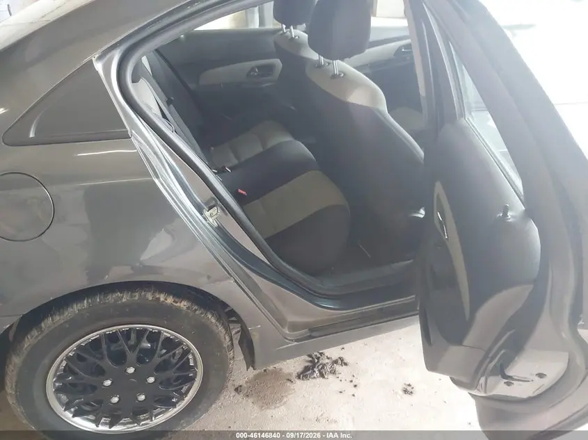2013 CHEVROLET CRUZE LS AUTO