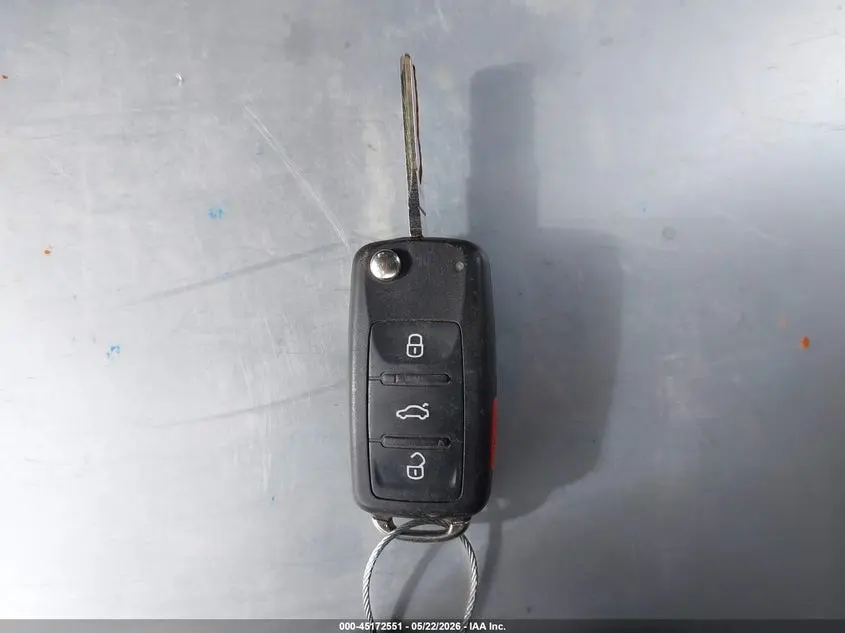 2015 VOLKSWAGEN PASSAT 2.0L TDI SE
