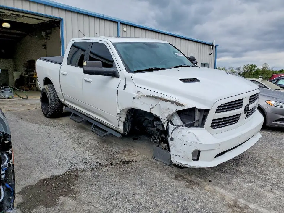 2014 RAM 1500 SPORT  