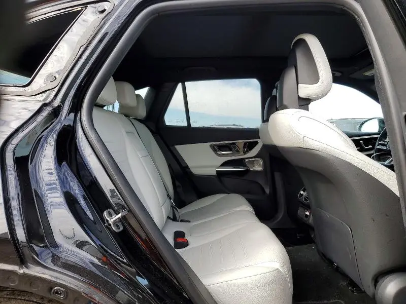 2024 MERCEDES-BENZ GLC 300 4MATIC  