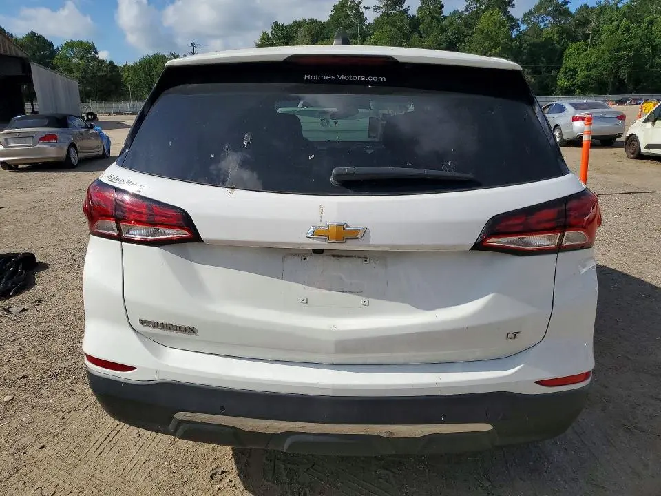 2022 CHEVROLET EQUINOX LT  