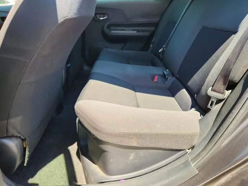 2017 TOYOTA PRIUS C TWO  