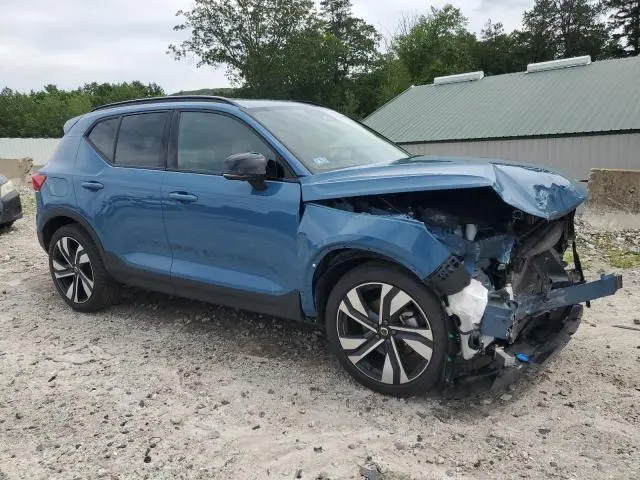 2023 VOLVO XC40 ULTIMATE  