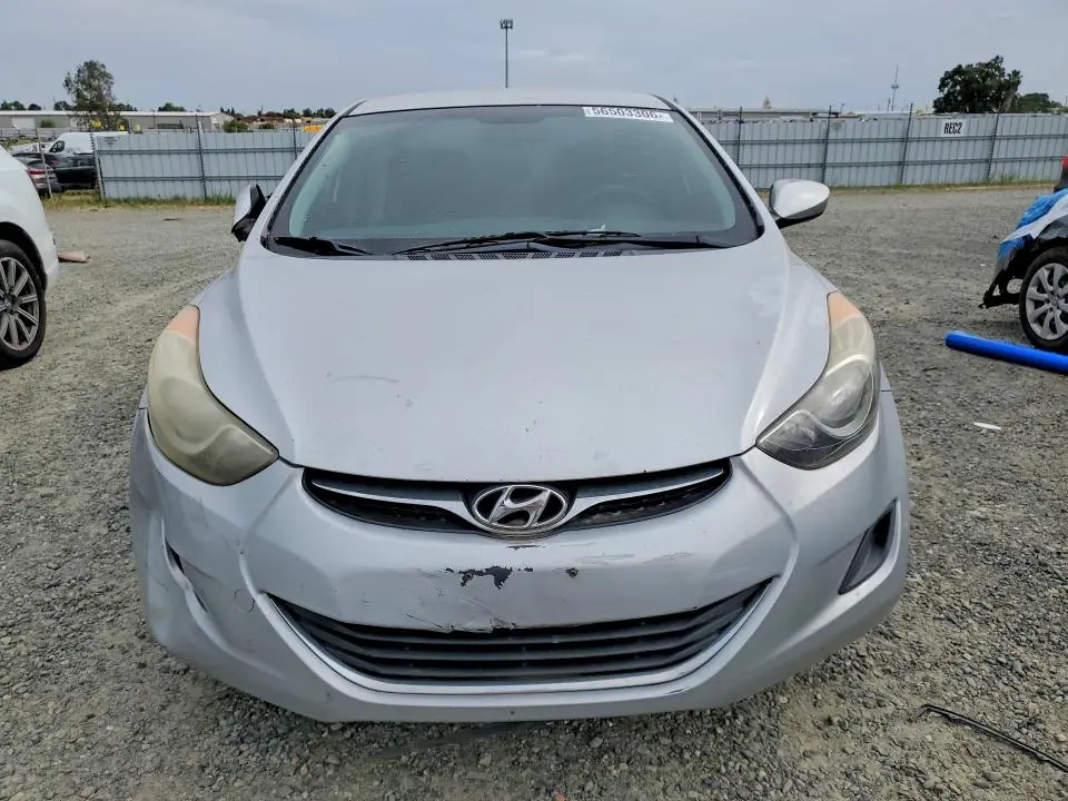 2011 HYUNDAI ELANTRA GLS  