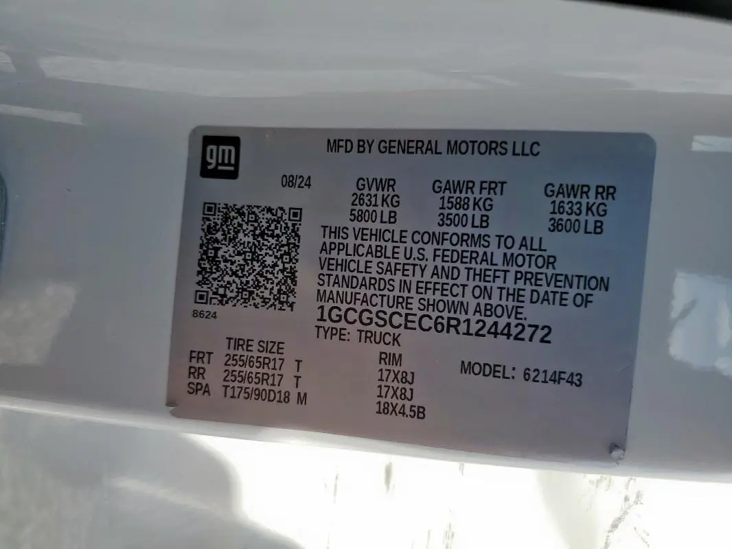 2024 CHEVROLET COLORADO LT  