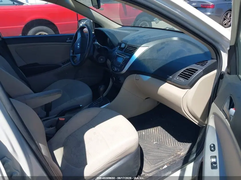 2016 HYUNDAI ACCENT SE