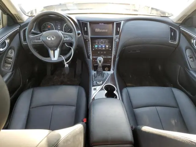 2018 INFINITI Q50 LUXE  