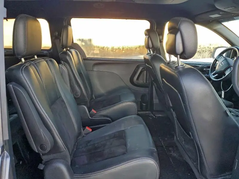 2015 DODGE GRAND CARAVAN SXT  