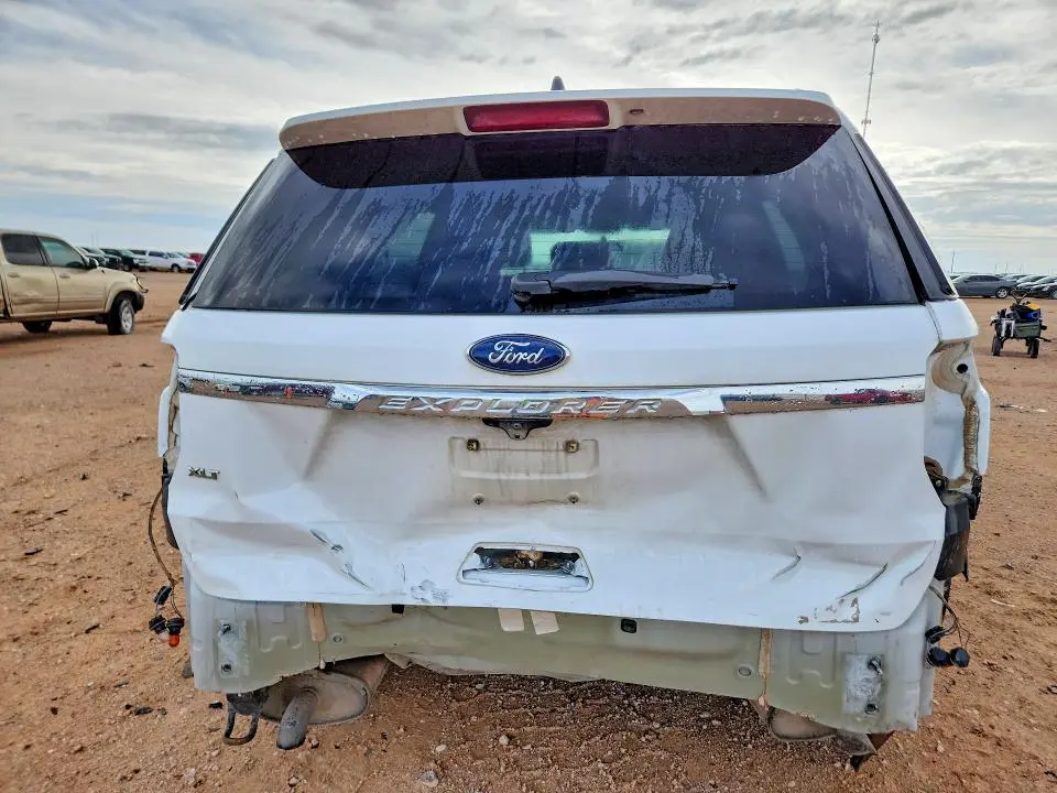 2019 FORD EXPLORER XLT  
