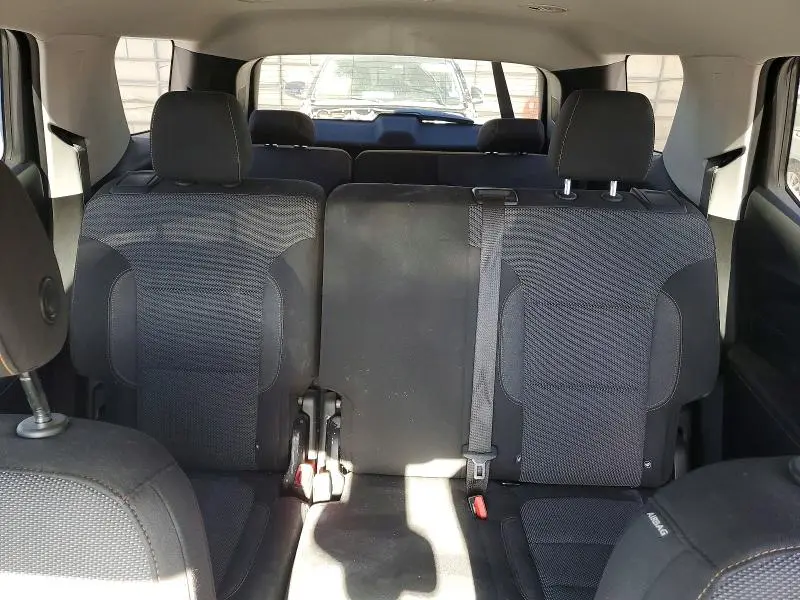 2021 CHEVROLET TRAVERSE LT  