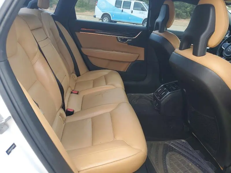 2018 VOLVO S90 T5 MOMENTUM  