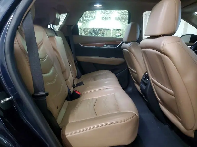 2017 CADILLAC XT5 PLATINUM  