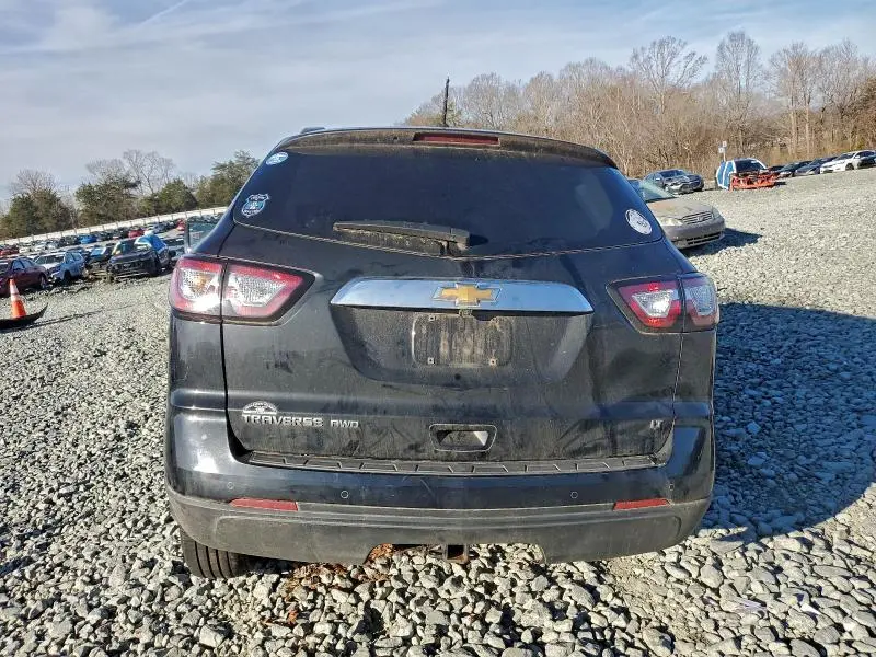 2017 CHEVROLET TRAVERSE LT  