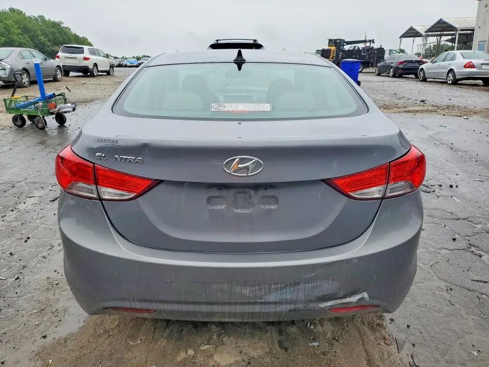 2012 HYUNDAI ELANTRA GLS  