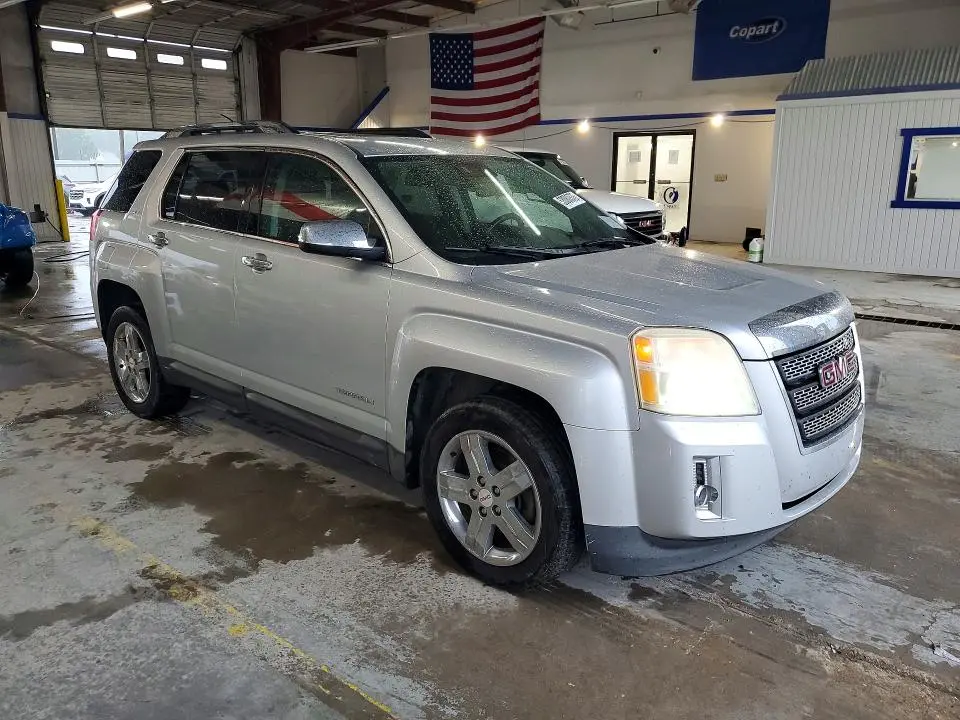 2013 GMC TERRAIN SLT  