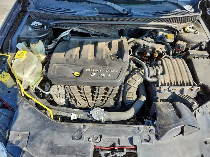 2014 CHRYSLER 200 LX  