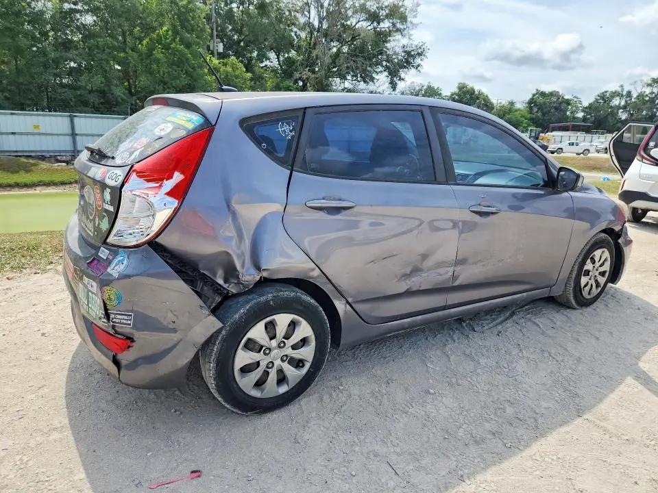 2016 HYUNDAI ACCENT SE  