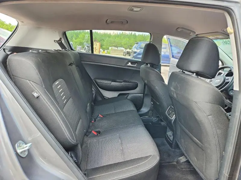 2018 KIA SPORTAGE LX  