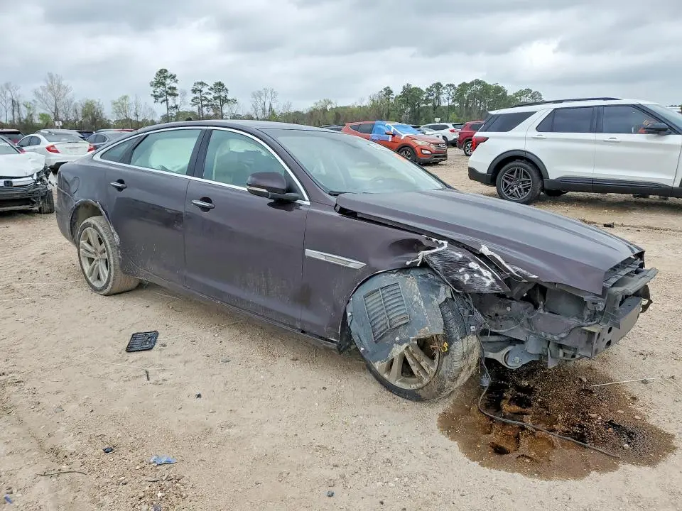 2015 JAGUAR XJL PORTFOLIO  