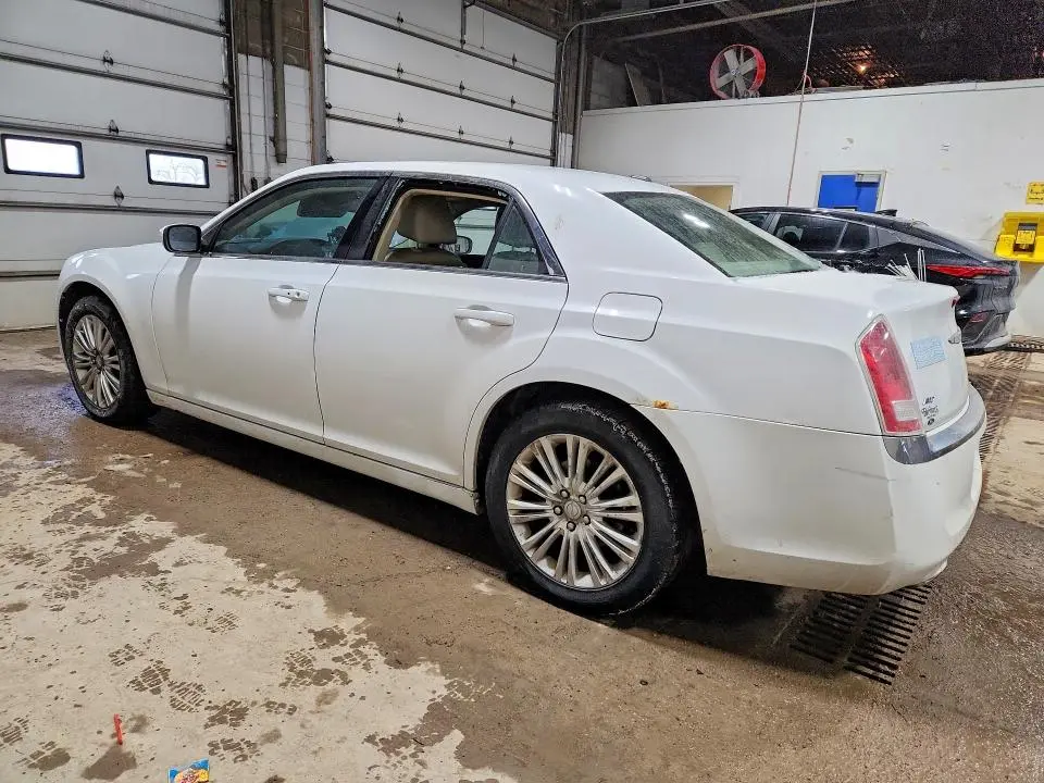 2014 CHRYSLER 300   