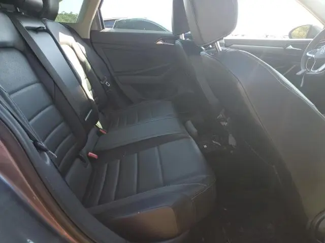 2022 VOLKSWAGEN JETTA SE  