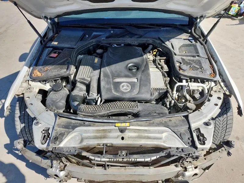 2015 MERCEDES-BENZ C 300  