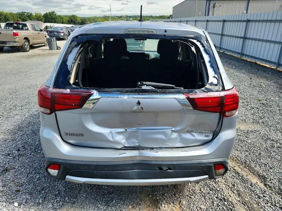 2016 MITSUBISHI OUTLANDER SE  