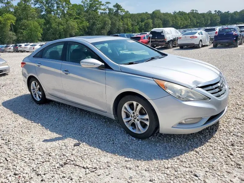 2011 HYUNDAI SONATA SE  